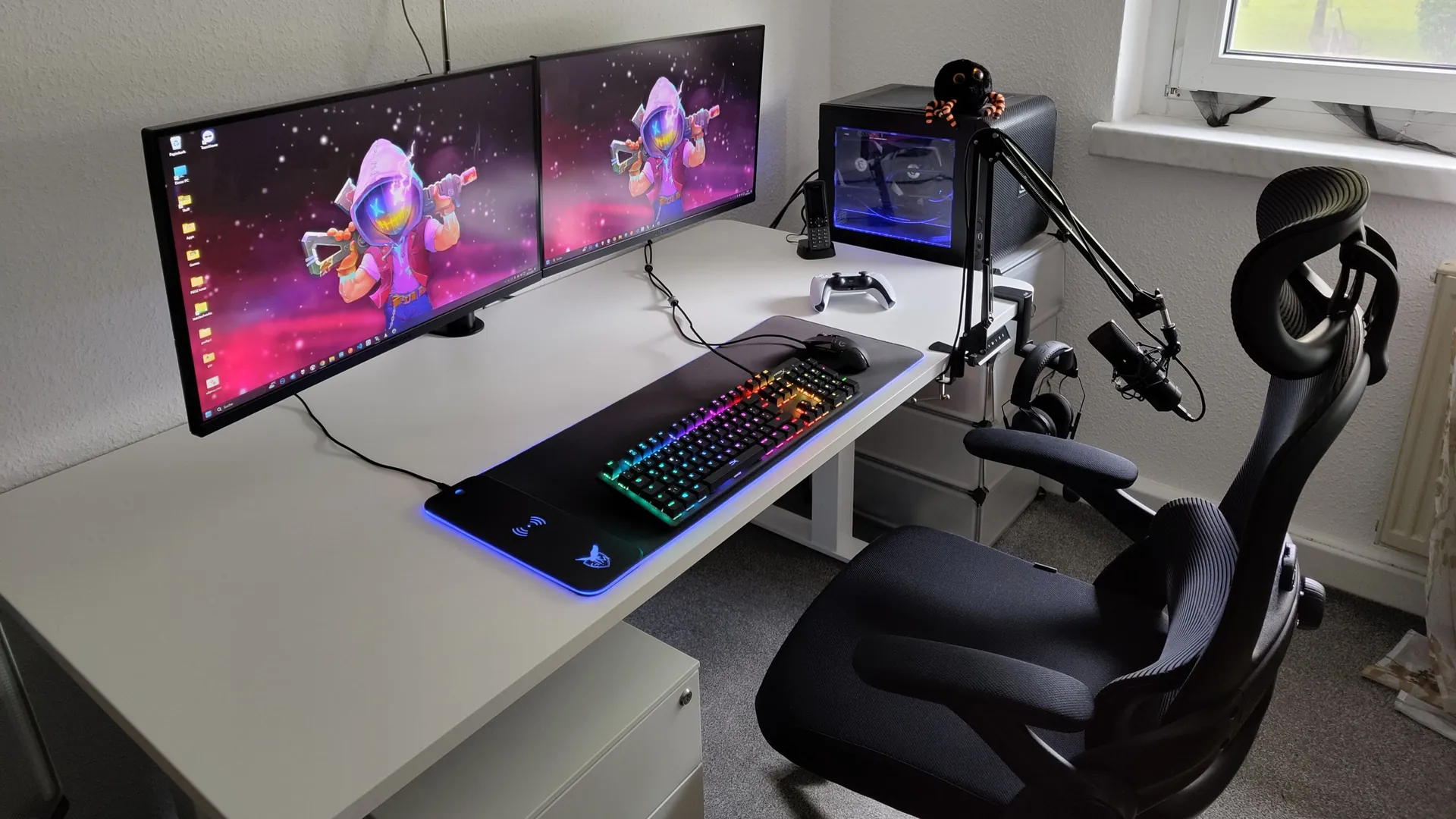 Workstation-Setup mit zwei Monitoren